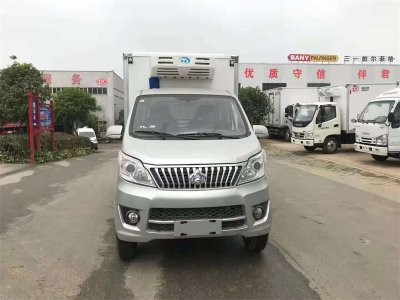 國(guó)六 長(zhǎng)安2.68米單輪小型冷藏車(chē)