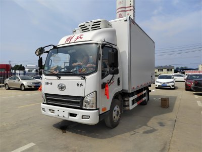 國(guó)六 解放虎VN4.2米錫柴130馬力冷藏車(chē)